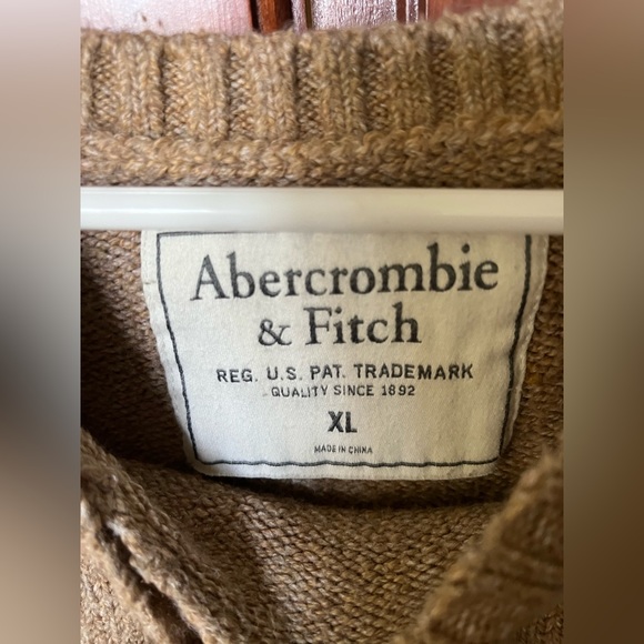 Abercrombie Oversized Sweater Mens size: XL - Picture 2 of 6